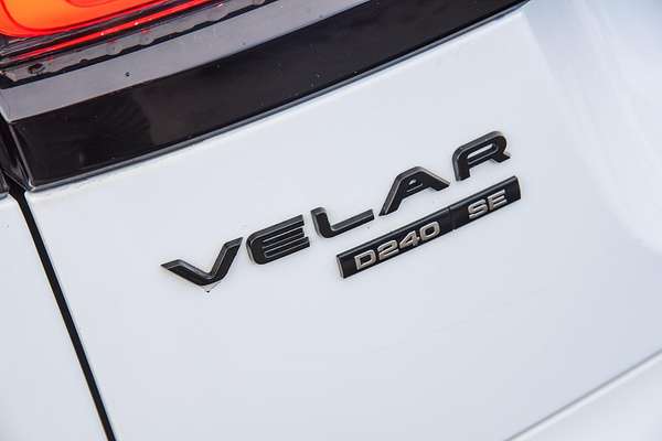 2018 Land Rover Range Rover Velar D240 SE L560