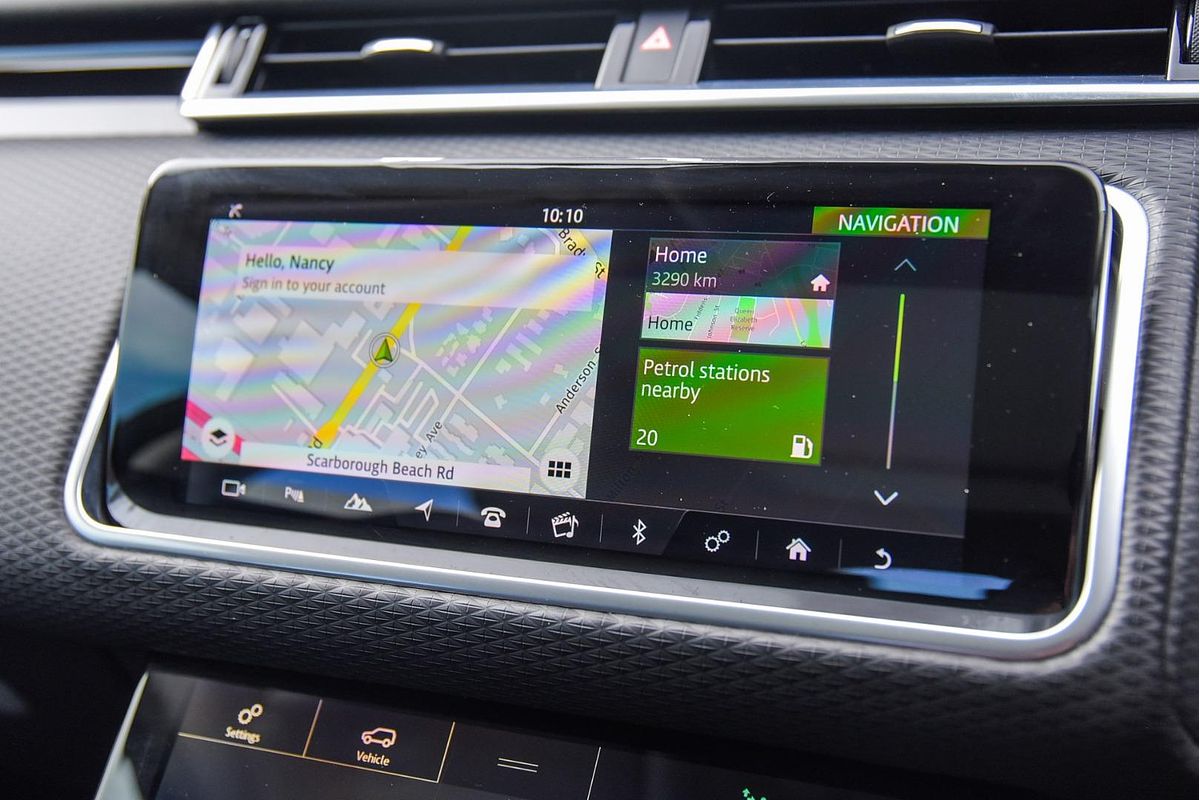 2018 Land Rover Range Rover Velar D240 SE L560