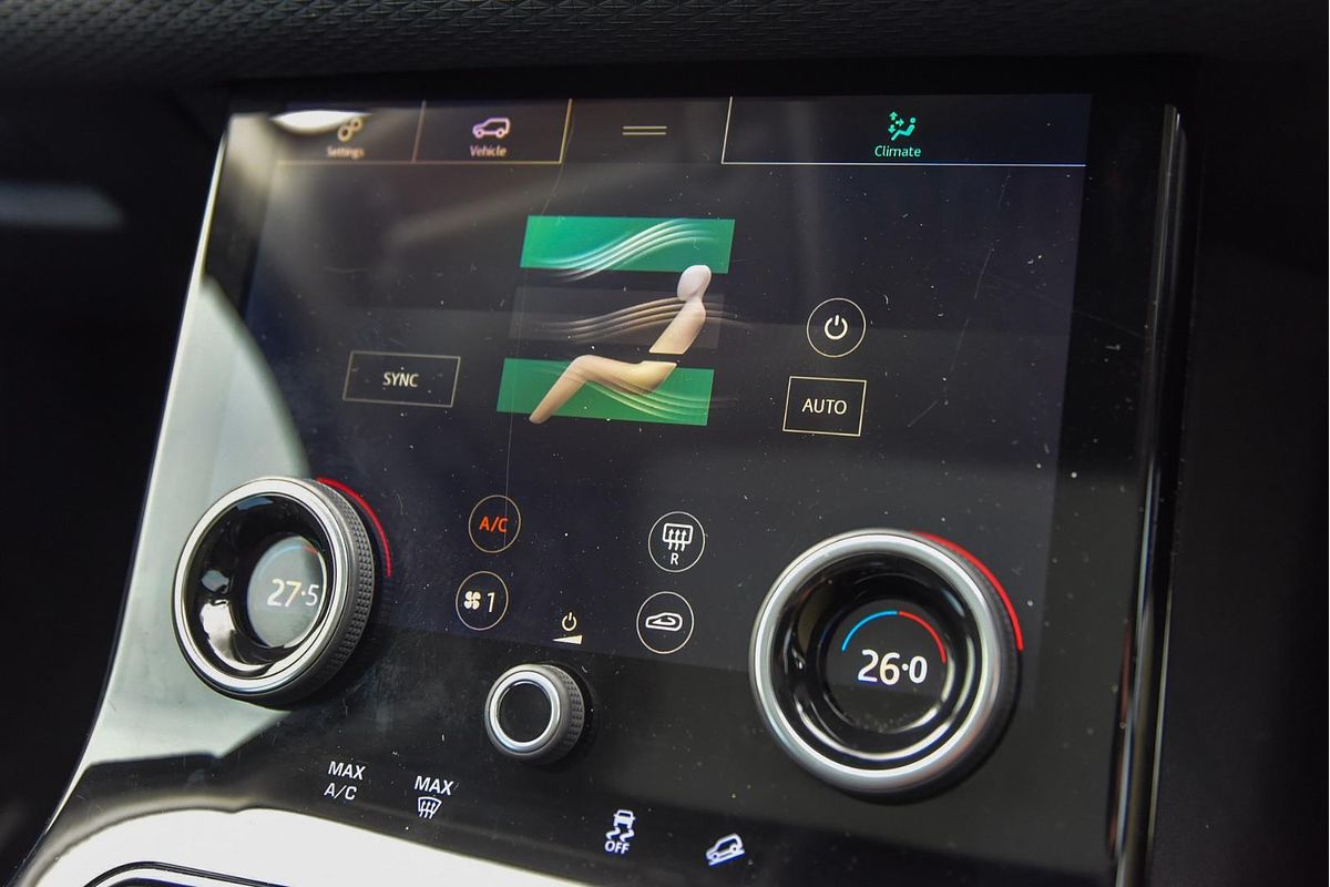 2018 Land Rover Range Rover Velar D240 SE L560