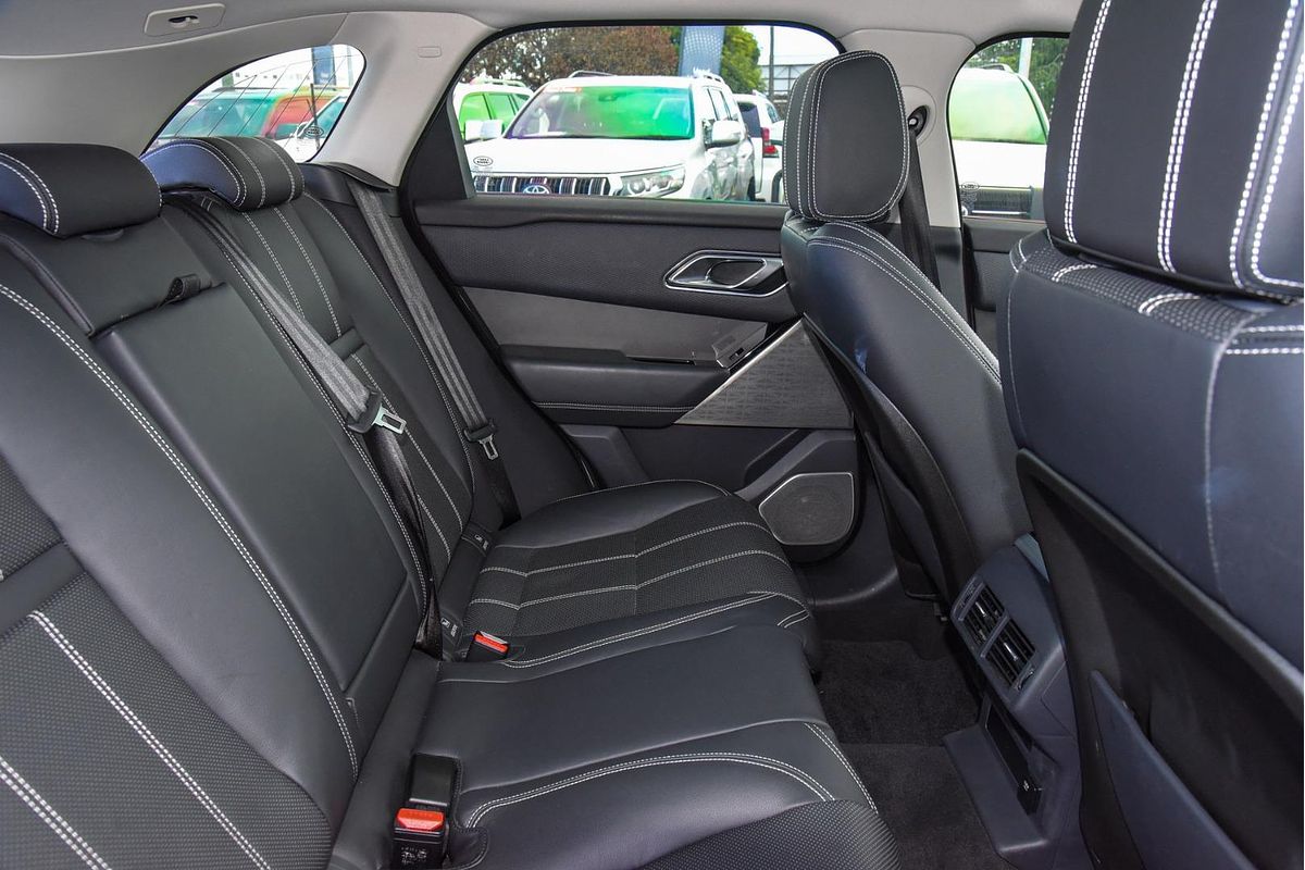 2018 Land Rover Range Rover Velar D240 SE L560