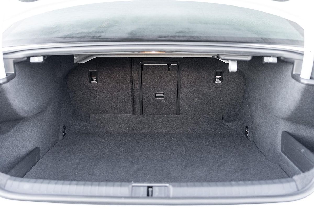 2022 Volkswagen Passat 162TSI Elegance B8