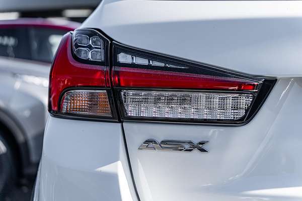 2025 Mitsubishi ASX MR XD