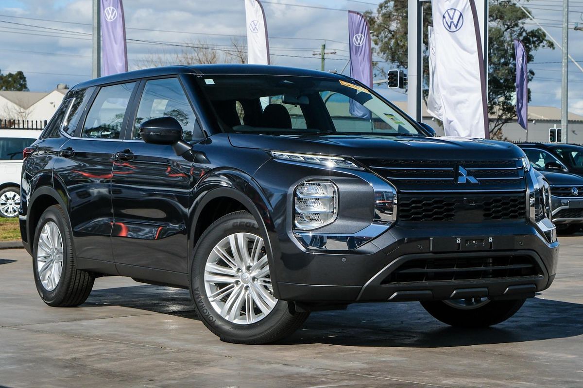 2024 Mitsubishi Outlander ES ZM