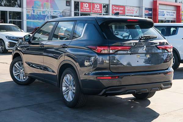 2024 Mitsubishi Outlander ES ZM