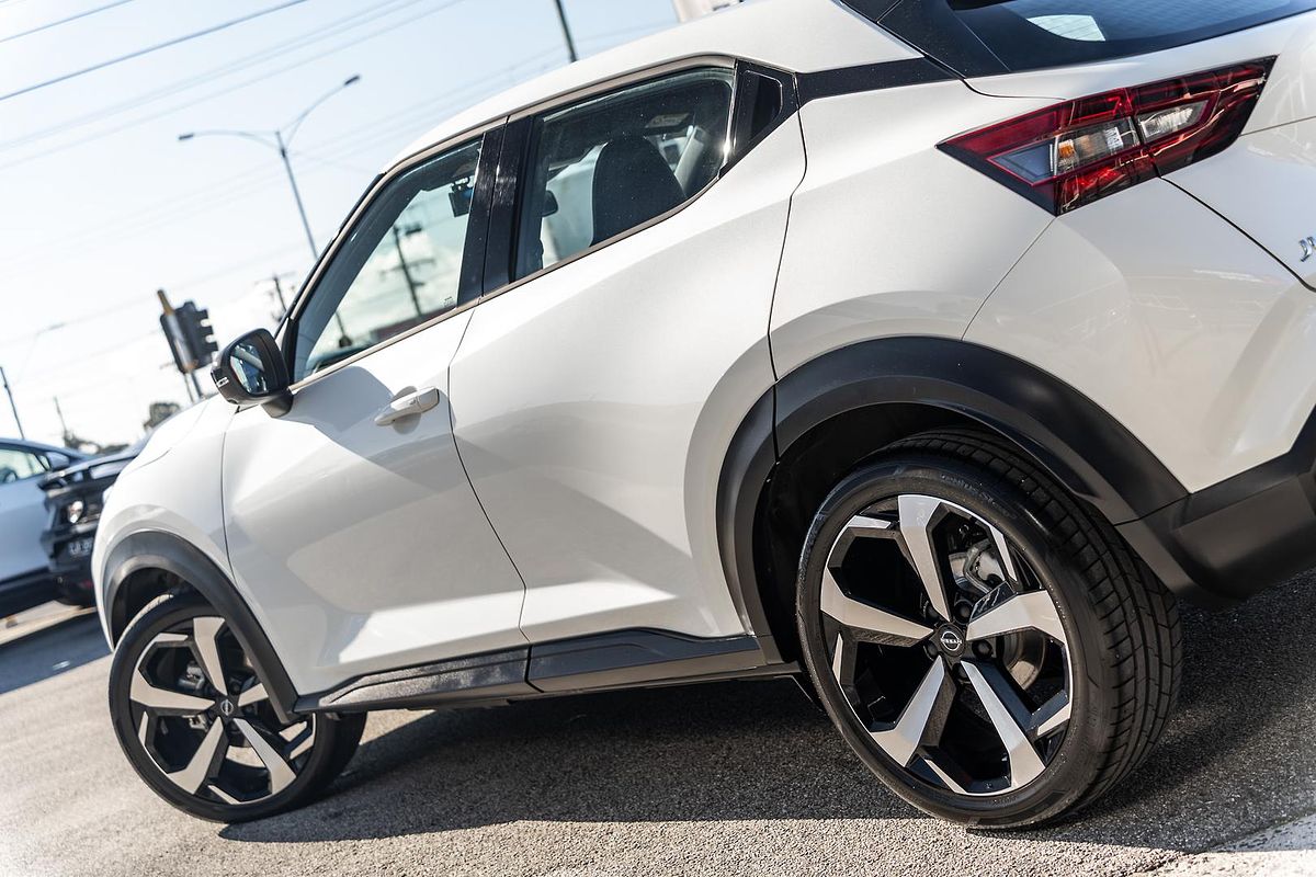 2023 Nissan JUKE ST-L F16