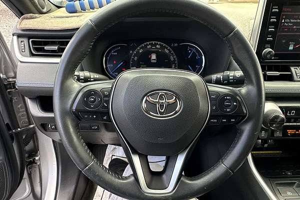 2019 Toyota RAV4 Hybrid XSE