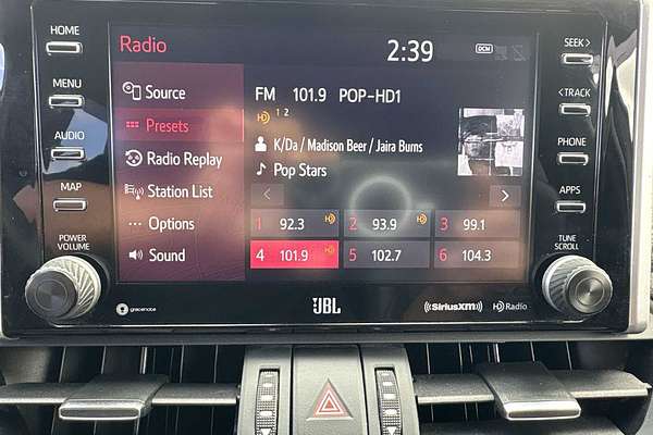 2019 Toyota RAV4 Hybrid XSE