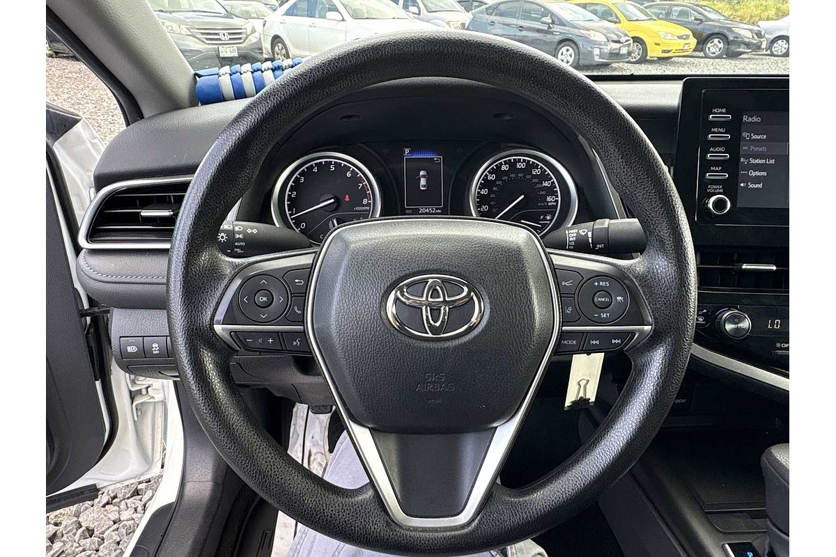 2024 Toyota Camry LE