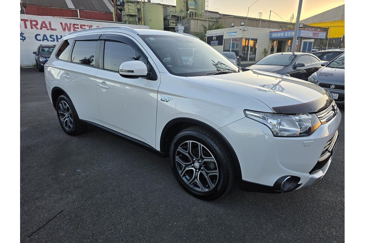 2015 Mitsubishi Outlander PHEV ZJ