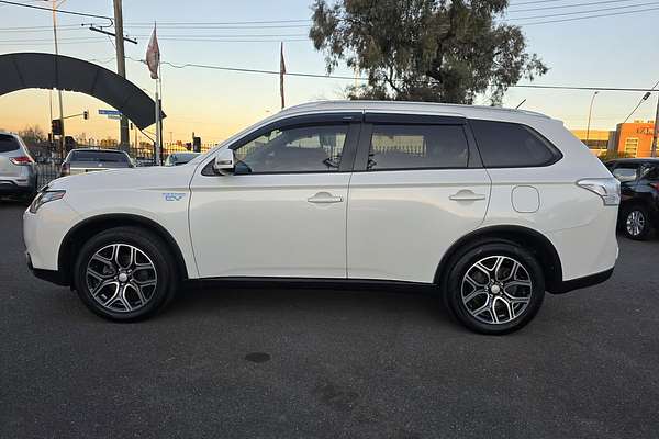 2015 Mitsubishi Outlander PHEV ZJ