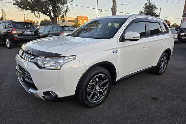 2015 Mitsubishi Outlander PHEV ZJ