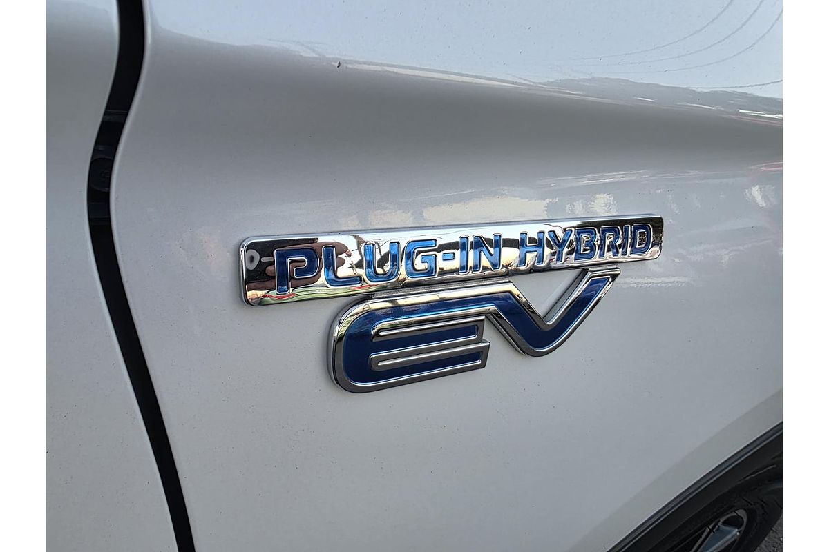 2015 Mitsubishi Outlander PHEV ZJ