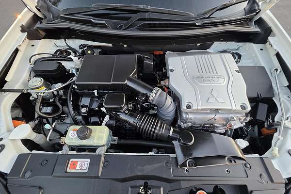 2015 Mitsubishi Outlander PHEV ZJ