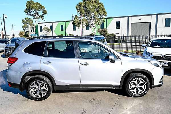 2023 Subaru Forester 2.5i-S S5