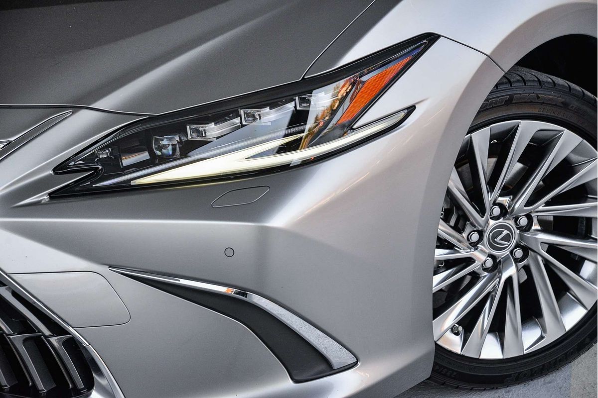 2023 Lexus ES ES300h Sports Luxury AXZH10R