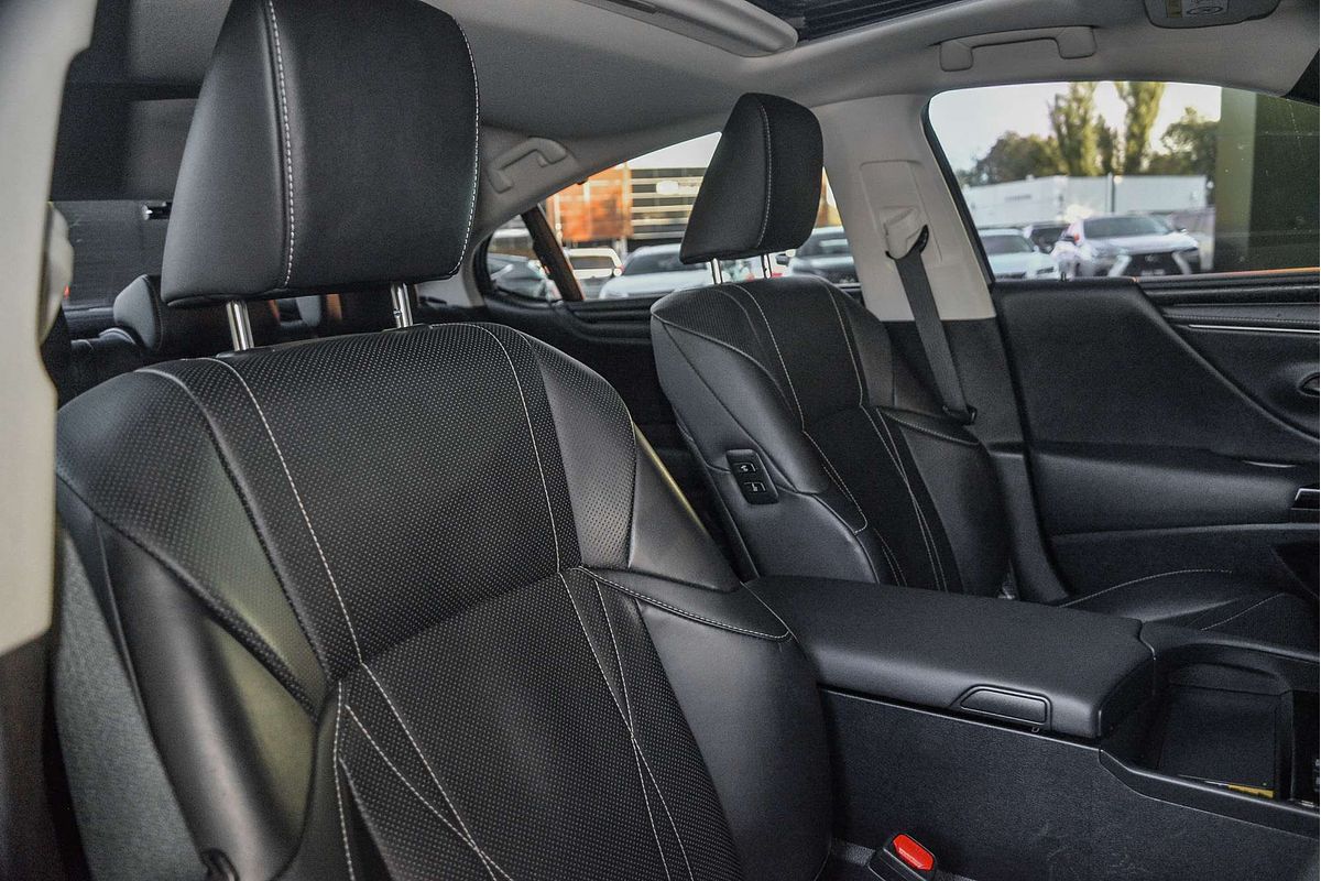 2023 Lexus ES ES300h Sports Luxury AXZH10R