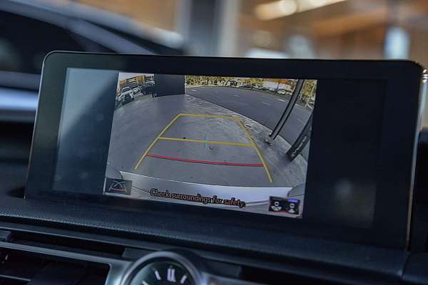 2021 Lexus IS IS300h Luxury AVE30R