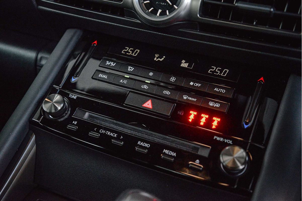2021 Lexus IS IS300h Luxury AVE30R