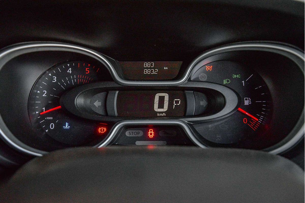 2022 Renault Trafic Premium X82 LWB