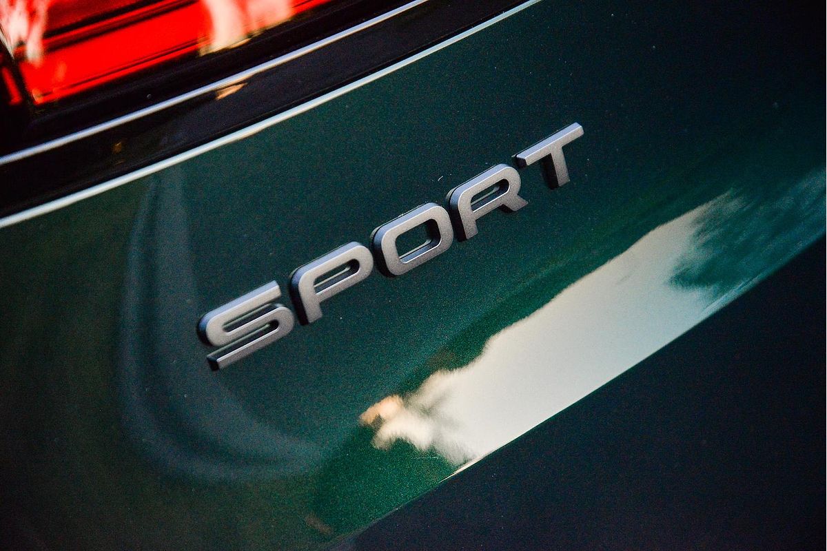 2025 Land Rover Range Rover Sport D300 Dynamic SE L461