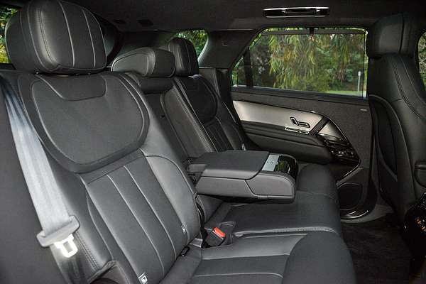 2025 Land Rover Range Rover Sport D300 Dynamic SE L461