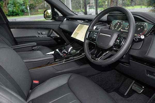 2025 Land Rover Range Rover Sport D300 Dynamic SE L461