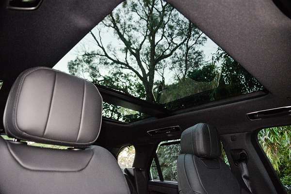 2025 Land Rover Range Rover Sport D300 Dynamic SE L461