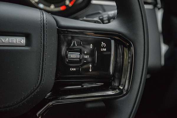 2025 Land Rover Range Rover Sport D300 Dynamic SE L461
