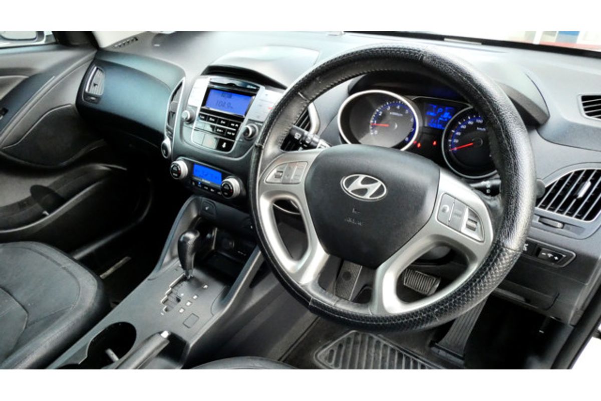 2011 Hyundai ix35 Highlander LM