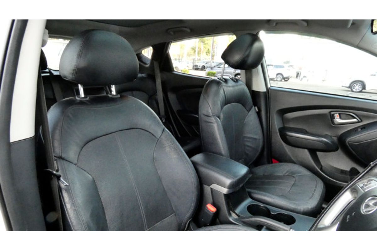 2011 Hyundai ix35 Highlander LM