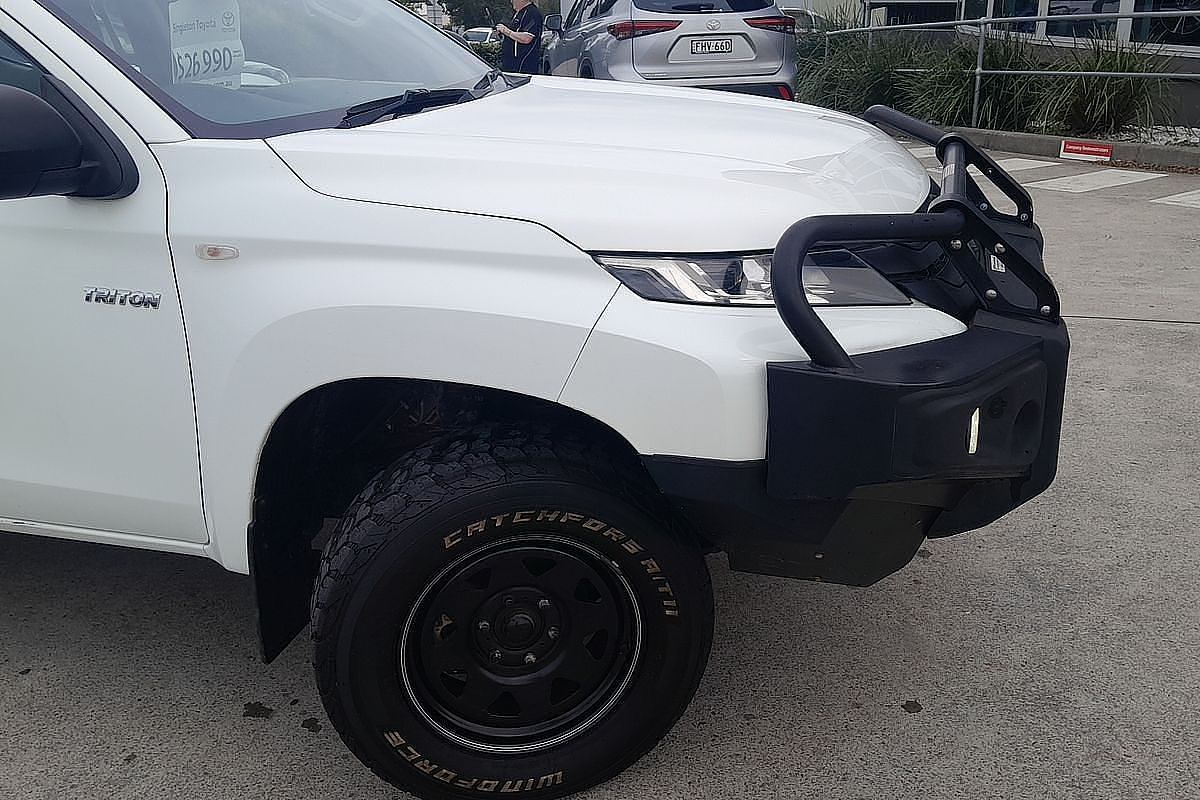 2019 Mitsubishi Triton GLX ADAS MR 4X4