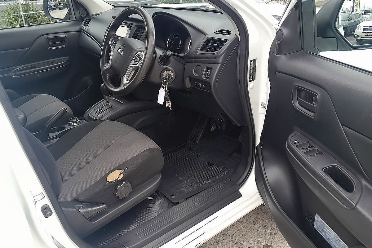 2019 Mitsubishi Triton GLX ADAS MR 4X4