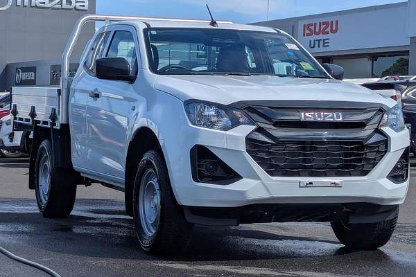 2025 Isuzu D-MAX SX 4X4