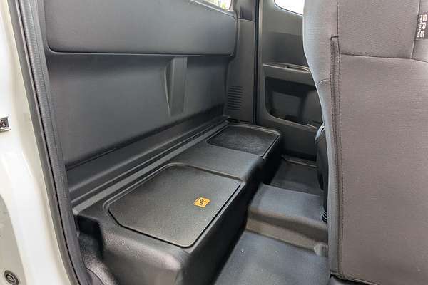 2025 Isuzu D-MAX SX 4X4