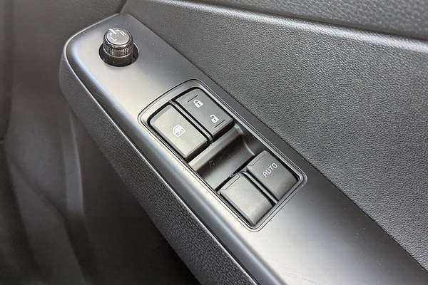 2025 Isuzu D-MAX SX 4X4