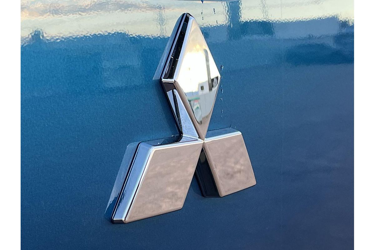 2025 Mitsubishi Triton GLS MV 4X4