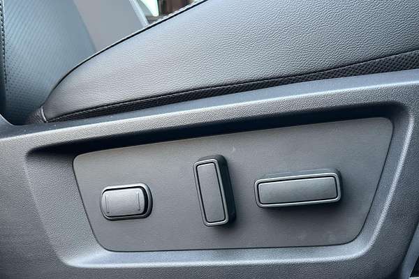 2025 Mitsubishi Triton GLS MV 4X4