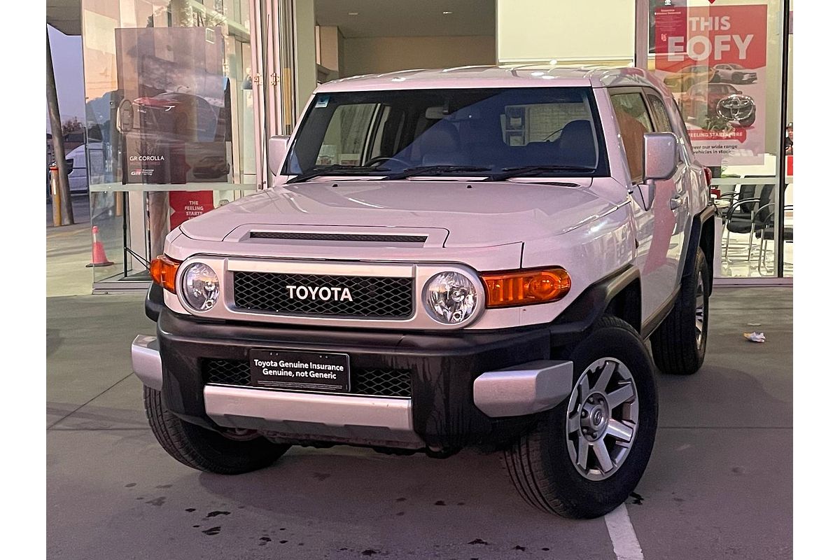 2015 Toyota FJ Cruiser GSJ15R