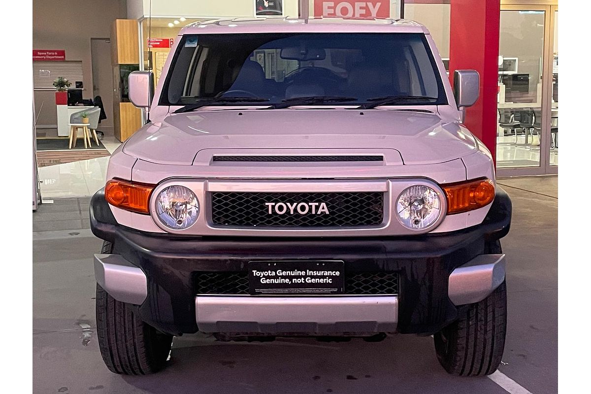 2015 Toyota FJ Cruiser GSJ15R