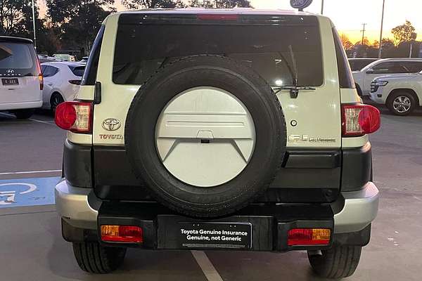 2015 Toyota FJ Cruiser GSJ15R