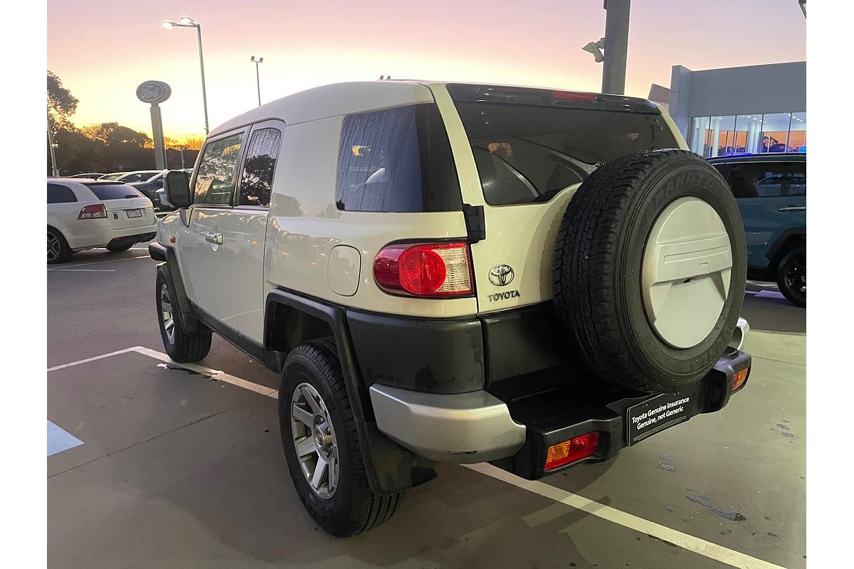 2015 Toyota FJ Cruiser GSJ15R