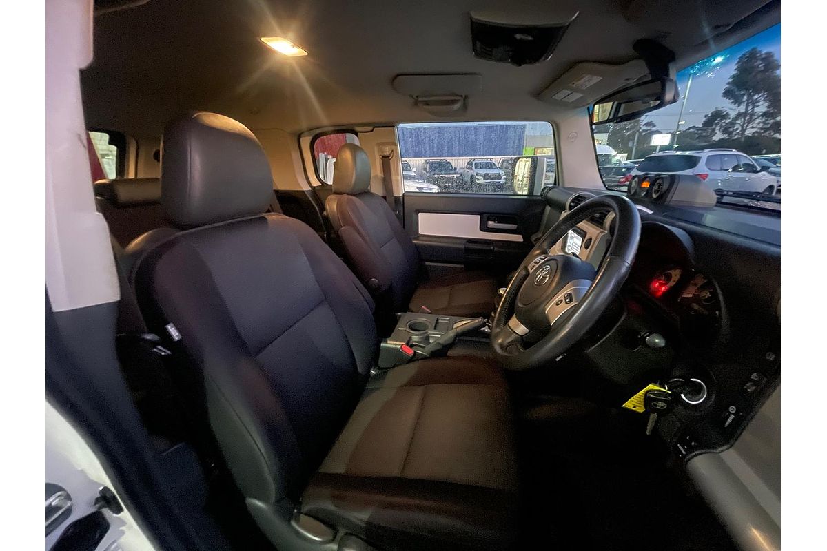 2015 Toyota FJ Cruiser GSJ15R