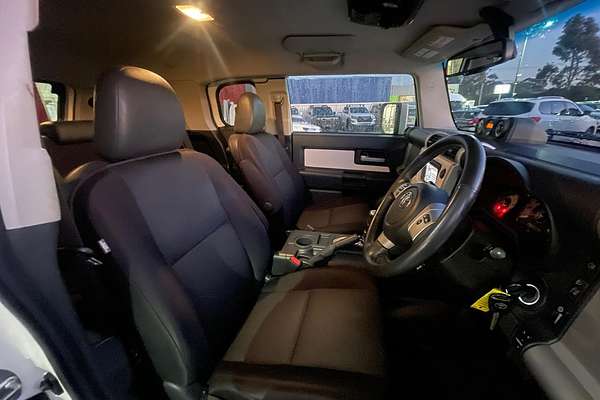 2015 Toyota FJ Cruiser GSJ15R