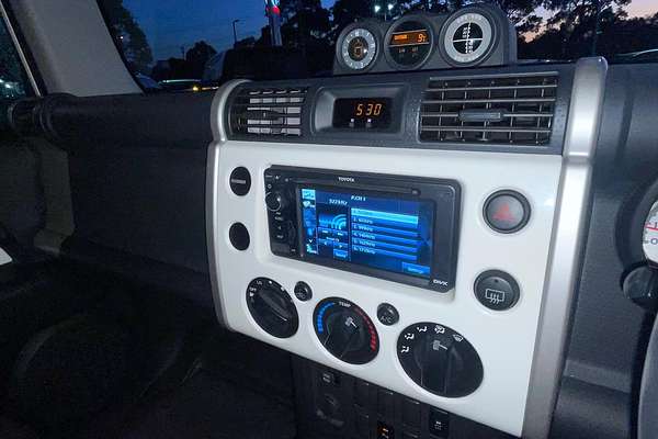 2015 Toyota FJ Cruiser GSJ15R