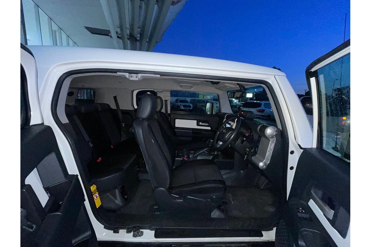 2015 Toyota FJ Cruiser GSJ15R