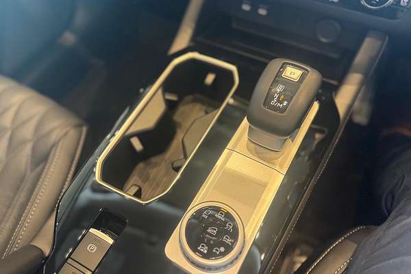 2025 Mitsubishi Outlander Exceed ZM