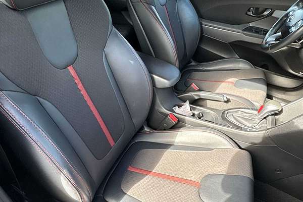 2020 Hyundai Veloster Turbo