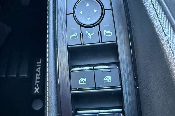 2024 Nissan X-TRAIL ST T33