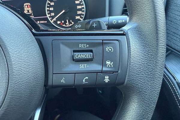 2024 Nissan X-TRAIL ST T33