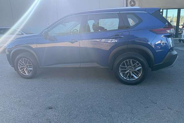 2024 Nissan X-TRAIL ST T33